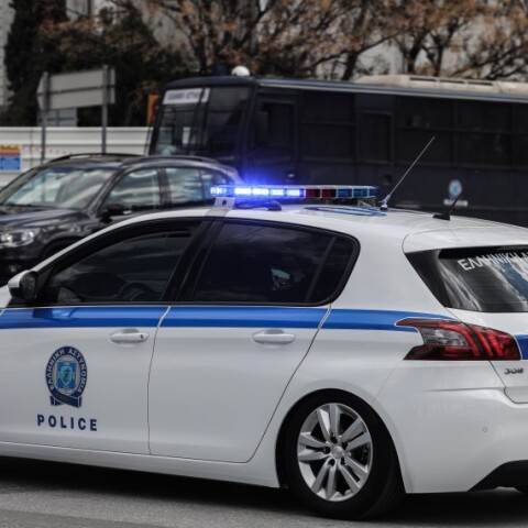 Κολωνός: Ο δράστης μπήκε στο αρτοποιείο με σκοπό να το ληστέψει και πυροβόλησε τον ιδιοκτήτη του καταστήματος τρεις φορές τραυματίζοντάς τον © EUROKINISSI