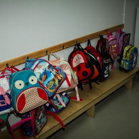 Παιδικός σταθμός - Τσάντες μαθητών © EUROKINISSI / ΧΡΗΣΤΟΣ ΜΠΟΝΗΣ 
