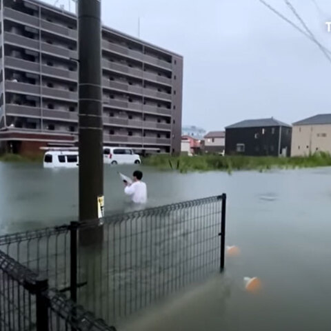 Πλημμύρισαν συνοικίες σε πόλεις στην Ιαπωνία - Μεγάλες πλημμύρες στο δυτικό τμήμα της χώρας