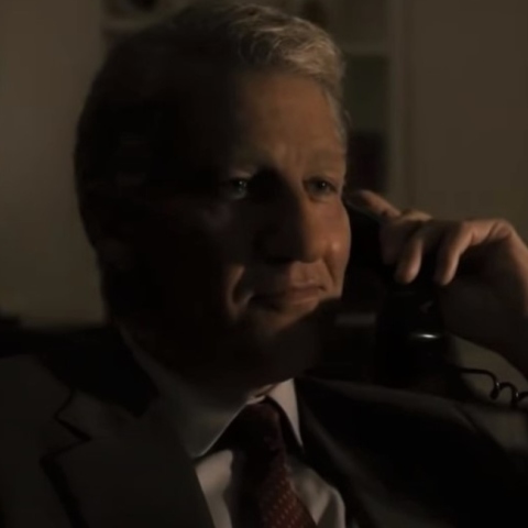 Ο Κλάιβ Όουεν υποδύεται τον Μπιλ Κλίντον στη νέα μίνι σειρά «American Crime Story: Impeachment»