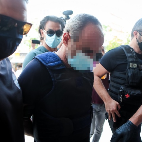 Ο 48χρονος καθ' ομολογία δολοφόνος της 56χρονης συντρόφου του μέσα στο διαμέρισμά της στη Θεσσαλονίκη