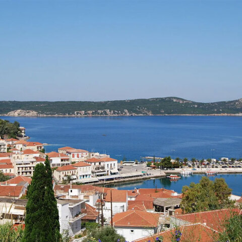 Το λιμάνι και η πόλη της Πύλου (ΦΩΤΟ ΑΡΧΕΙΟΥ) - Σε μίνι lockdown για κορωνοϊό η Μεσσηνία