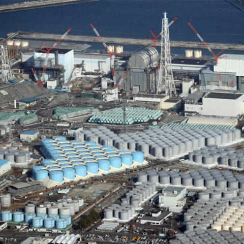 Φουκουσίμα: Δεξαμένες με ραδιενεργό νερό στο κατεστραμμένο πυρηνικό εργοστάσιο Fukushima Daiichi