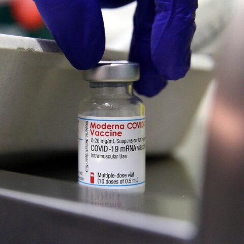 Εμβόλιο Μοderna © AΠΕ / ΟΡΕΣΤΗΣ ΠΑΝΑΓΙΩΤΟΥ