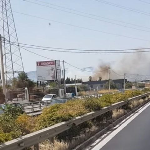 Φωτιά στο Μαρκόπουλο