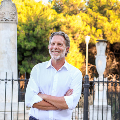 Παύλος Γερουλάνος: Η αποσυγκέντρωση της εξουσίας να γίνει η πολιτική πρόταση της κεντροαριστεράς.   