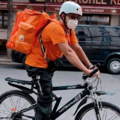 Ως ντελίβερι στη Γερμανία εργάζεται πρώην υπουργός του Αφγανιστάν