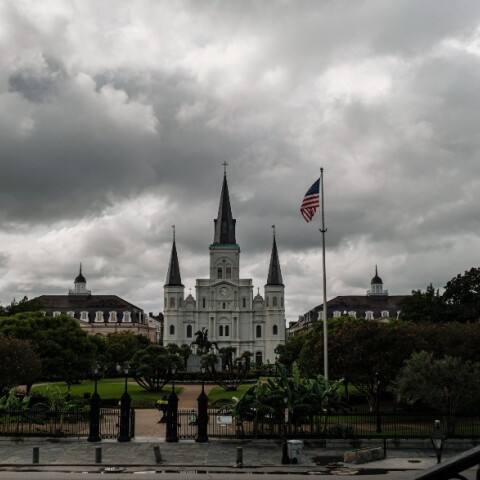 Σε κατάσταση καταστροφής κηρύχθηκε η Λουιζιάνα που πλήττεται από τον τυφώνα Άιντα