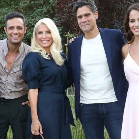 Γιάννης Μούτσος,Σάββας Πούμπουρας, Ελένη Μενεγάκη,Δημήτρης Ουγγαρέζος και Ελιάνα Χρυσικοπούλου.