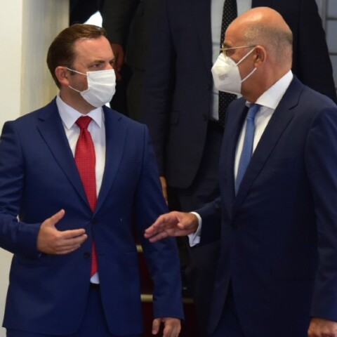 Ο Ζόραν Ζάεφ και ο Νίκος Δένδιας