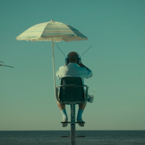 Η αφίσα της ταινίας της Sarah Hafner, «SOS»