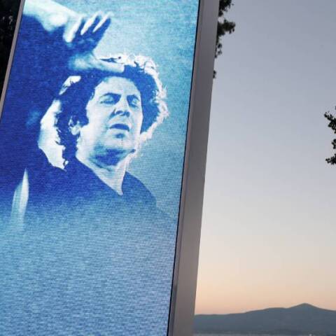 Μίκης Θεοδωράκης