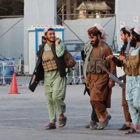 Ταλιμπάν περιπολούν σε δρόμους του Αφγανιστάν