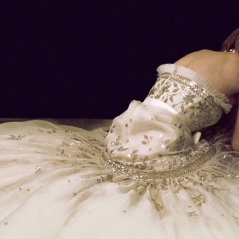 Η Κρίστεν Στιούαρτ στην αφίσα της ταινίας «Σπένσερ»