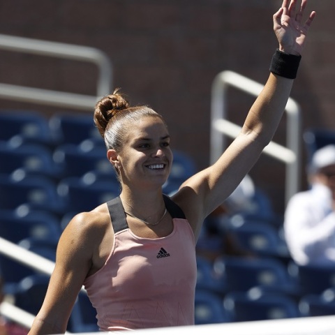 Η τενίστρια, Μαρία Σάκκαρη