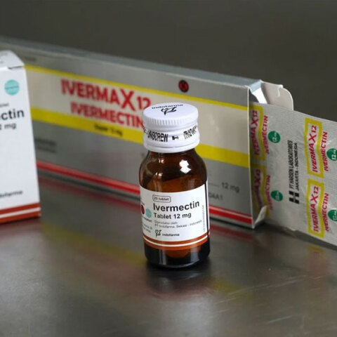 Ιβερμεκτίνη, το αντιπαρασιτικό για άλογα που λαμβάνουν πολίτες στις ΗΠΑ ως μέσο πρόληψης για τον κορωνοϊό