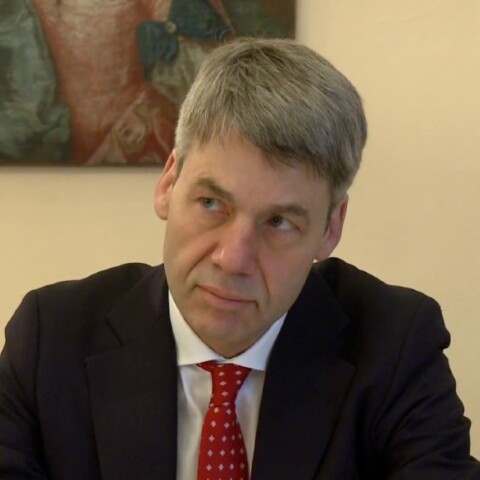 Γιαν Χέκερ: Πέθανε λίγες μέρες αφότου ανέλαβε πρεσβευτής της Γερμανίας στην Κίνα