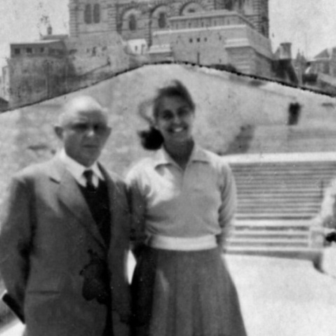 Ο Νίκος Καββαδίας με την Έλγκα Καββαδία, Μασσαλία, 1958