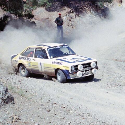  26ο Ράλλυ Ακρόπολις, 1979. Ο Waldegaard οδεύει προς τη δεύτερη νίκη του στην Ελλάδα, πάντα με συνοδηγό τον συμπατριώτη του Hans Thorszelius. 