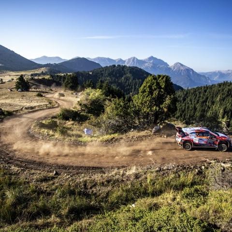 Αυτοκίνητο στο Ράλλυ Ακρόπολις