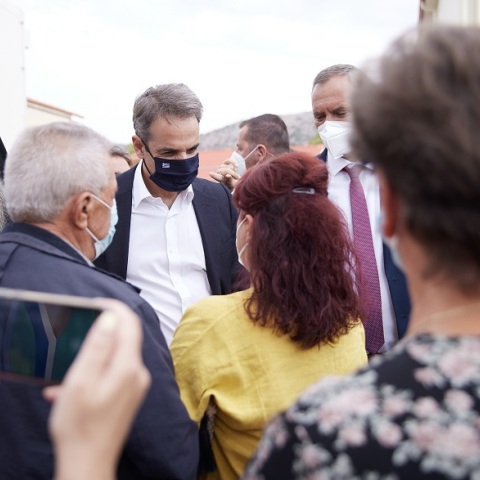 Ο Κυριάκος Μητσοτάκης κατά τον αγιασμό στο Δαμάσι Τυρνάβου