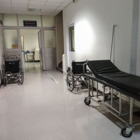 Κρήτη: Ανεμβολίαστος πήγε στο νοσοκομείο για να δουλέψει