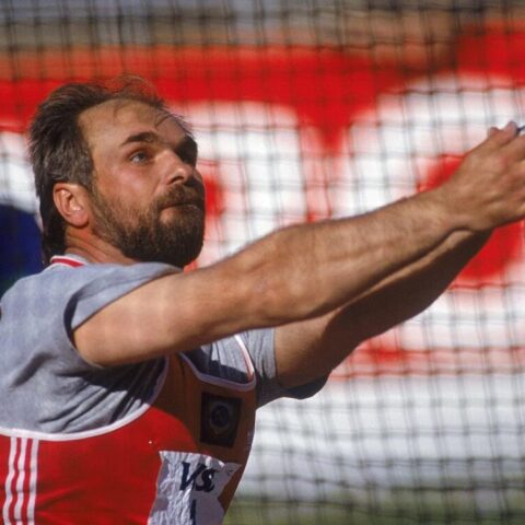 Ο Γιούρι Σέντιχ, θρύλος στη σφυροβολία, πέθανε σε ηλικία 66 ετών