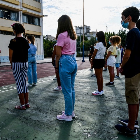 Από 0-17 ετών το 20-25% των νέων κρουσμάτων