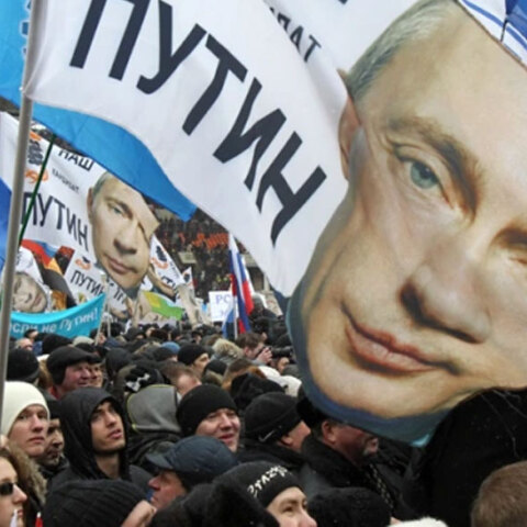 Υποστηρικτές του Βλαντίμιρ Πούτιν στη Ρωσία (ΦΩΤΟ ΑΡΧΕΙΟΥ) - Ανακοινώθηκαν τα πρώτα τελικά αποτελέσματα για τις βουλευτικές εκλογές στη Ρωσία
