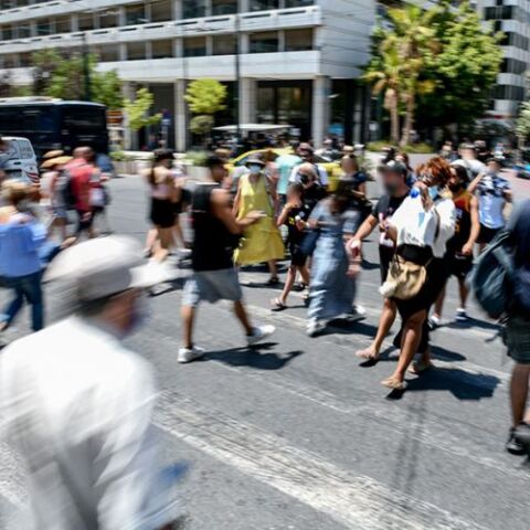 Πολίτες στο Σύνταγμα 