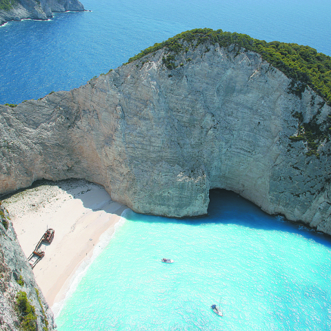 Ζάκυνθος: O Γιώργος Κορωνιός γράφει για το αγαπημένο του νησί