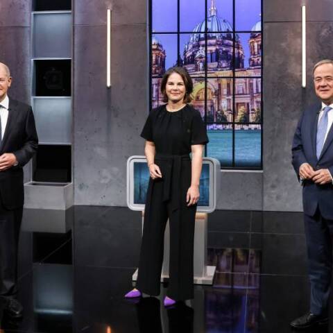 Όλαφ Σολτς, Αναλένα Μπέρμποκ και Άρμιν Λάσετ 