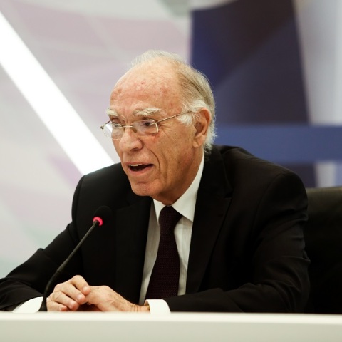 Διασωληνωμένος στην εντατική με κορωνοϊό ο Βασίλης Λεβέντης