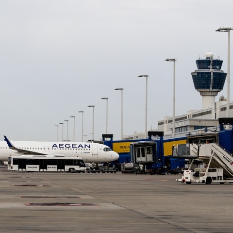 Aεροπλάνο στο αεροδρόμιο Βενιζέλος