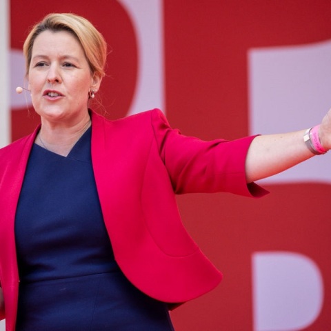 H επόμενη δήμαρχος Βερολίνου Φρανσίσκα Γκίφαϊ