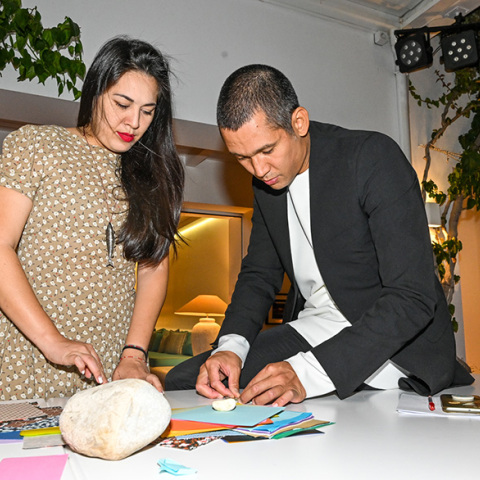 Άρτεμις Κατσαμπάνη Ότα και Σωτήρης Κοντιζάς - Εξάσκηση στο origami