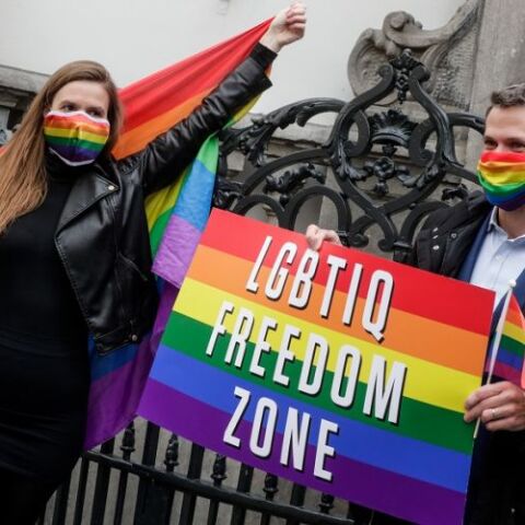 Πολωνοί ακτιβιστές κατά των σχεδίων της κυβέρνησης