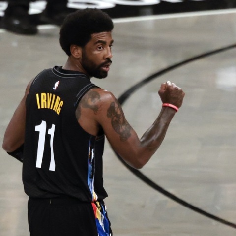 NBA: Όποιος παίκτης δεν κάνει το εμβόλιο, δεν θα πληρώνεται