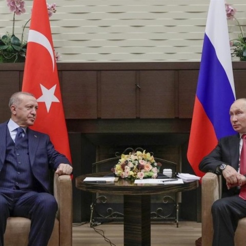 O Ρετζέπ Ταγίπ Ερντογάν με τον Βλαντιμίρ Πούτιν