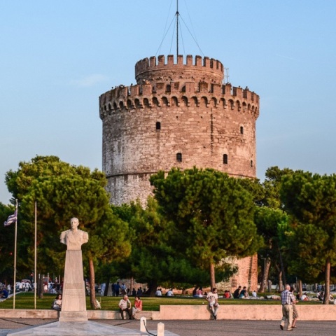 Σε μίνι lockdown η Θεσσαλονίκη