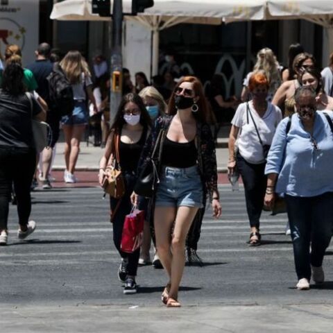 Κορωνοϊός - Σκέρτσος: Εμβόλια και τεστ ρίχνουν τα κρούσματα 