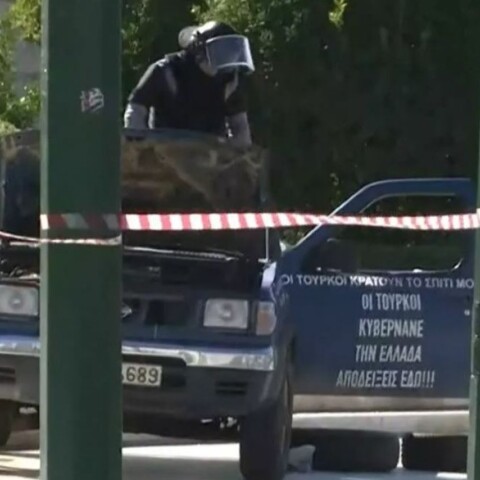 Αγροτικό στο μνημείο του Αγνώστου Στρατιώτη