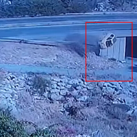 Τροχαίο στην Κρήτη: Το αυτοκίνητο πέφτει από γέφυρα στον ΒΟΑΚ