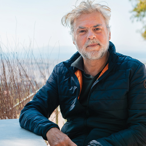 Νίκος Καραθάνος