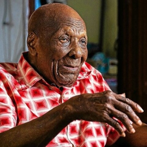 Ο Ζιλ Τεομπάλντ, ο γηραιότερος άνθρωπος της Γαλλίας, πέθανε σήμερα σε ηλικία 112 ετών