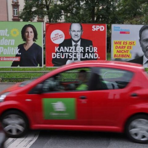 Πράσινοι Φιλελεύθεροι και Σοσιαλδημοκράτες σε αφίσες