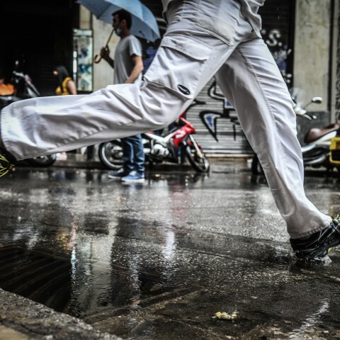 Η γενική γραμματεία Πολιτικής Προστασίας απευθύνει συστάσεις προς τους πολίτες ενόψει εντονότερων φαινομένων της κακοκαιρίας «Αθηνά» την Κυριακή 10 Οκτωβρίου.