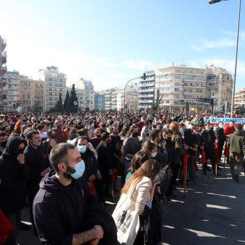 Κινητοποιήσεις εκπαιδευτικών: Απεργία και πορεία στο κέντρο της Αθήνας κατά της αξιολόγησης
