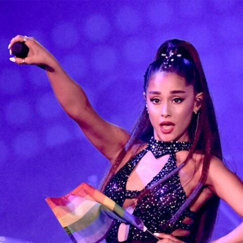 Η Ariana Grande δωρίζει 5 εκατομμύρια δολάρια για δωρεάν θεραπείες ψυχολογικής στήριξης
