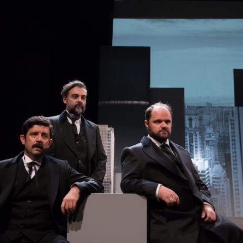 Μάκης Παπαδημητρίου, Αργύρης Ξάφης και Μιχάλης Οικονόμου στην "Τριλογία των Λήμαν Μπράδερς" σε σκηνοθεσία Βαγγέλη Θεοδωρόπουλου